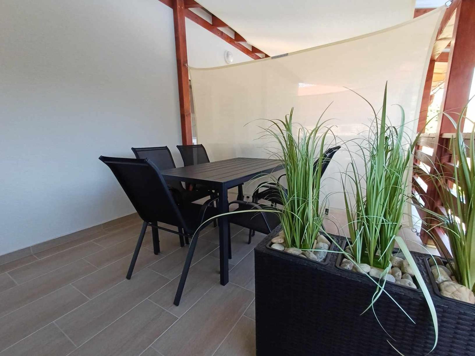 Mini Zoo Apartman นาชคานีจา ภายนอก รูปภาพ